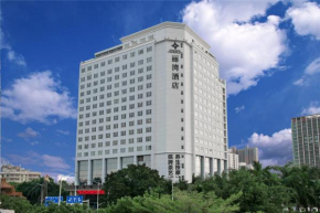 Отель Shenzhen Longgang Rivan Hotel  Шэньчжэнь